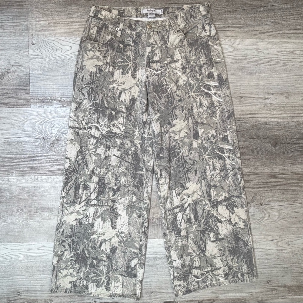 Refrain Los Angeles Camo Baggy Extra Wide Leg Jeans Womens size 29 Streetwear